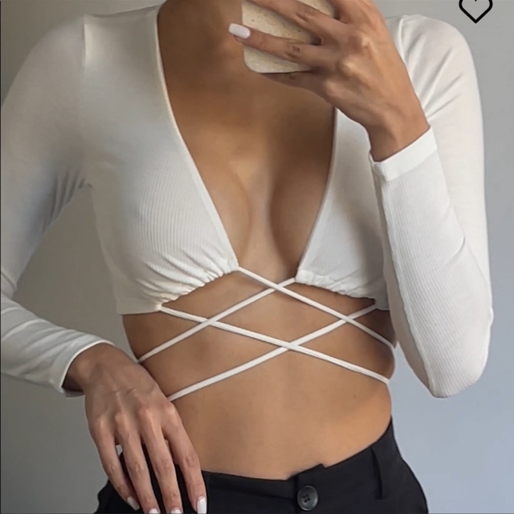 NWT Princess Polly Bennie White Top - Size 2 - Picture 4 of 11